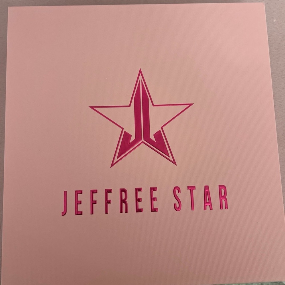 JEFFREE Star Red Chrome Ornament - Picture 5 of 8